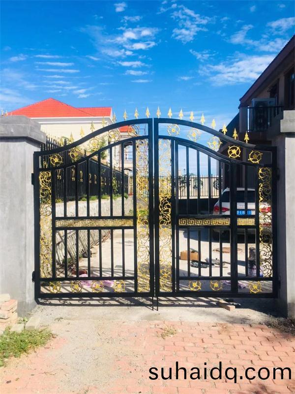 鐵(tie)藝大門展(zhan)示